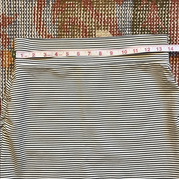 Carve Design Elastic Waist Green and white Striped Skirt Size XS - Picture 2 of 7